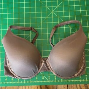 Body by VS , perfect coverage bra 34DDD!